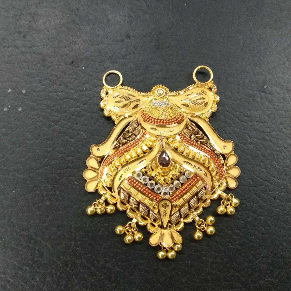 Gold Mangalsutra Pendant