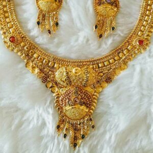 Gold Great Necklace Set Butii