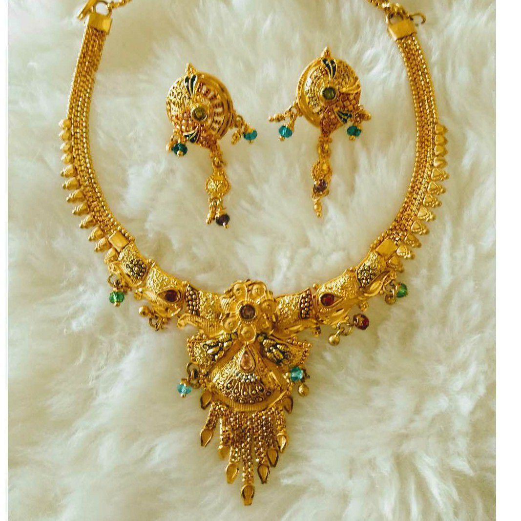 Gold Necklace Set Antique Piece - Image 3