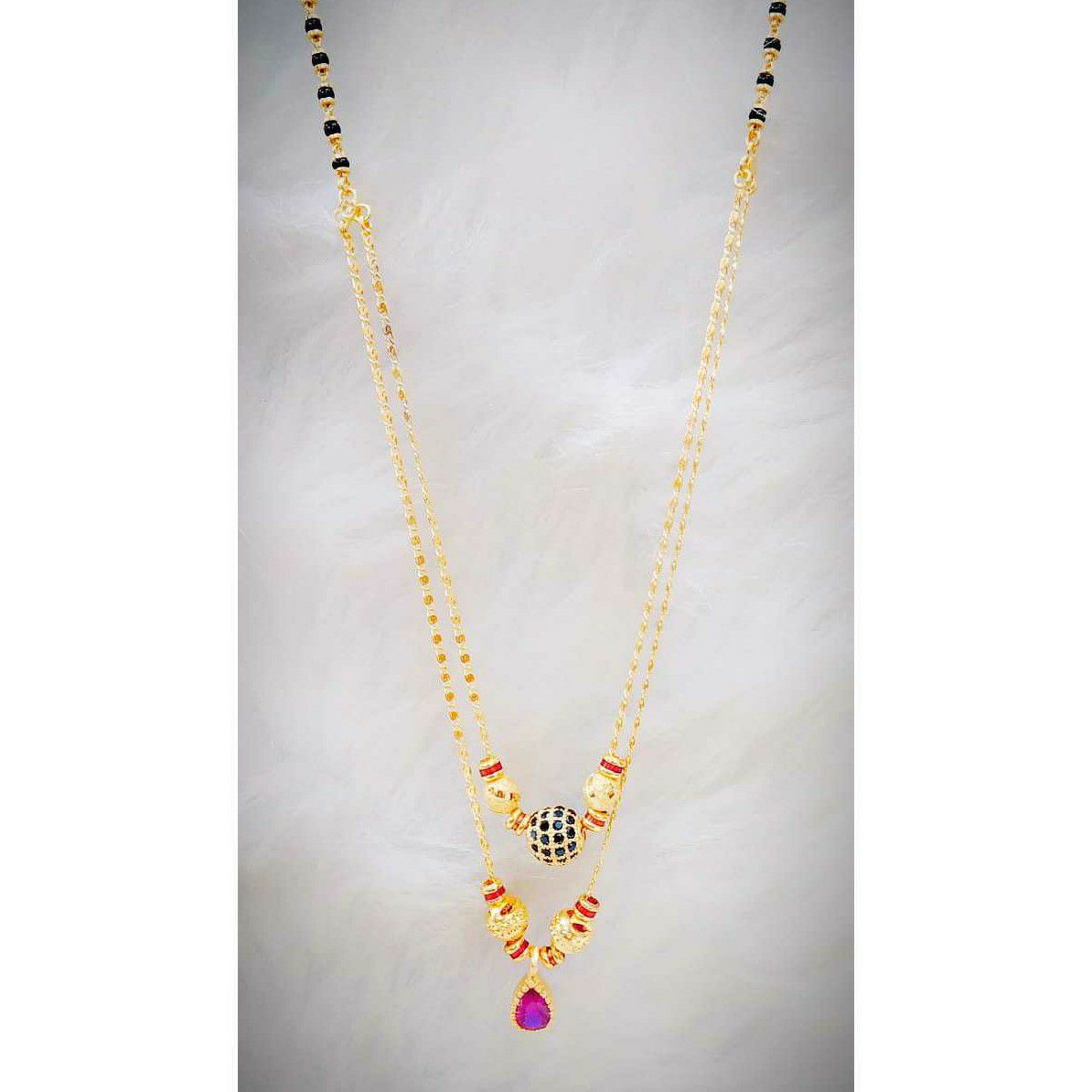 Gold  Dokiya Fancy Dijain