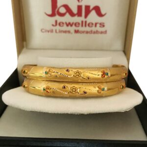 18 Kt Yellow Gold Traditional Handmade Slip-On Bracelet Bangles 16 Gm
