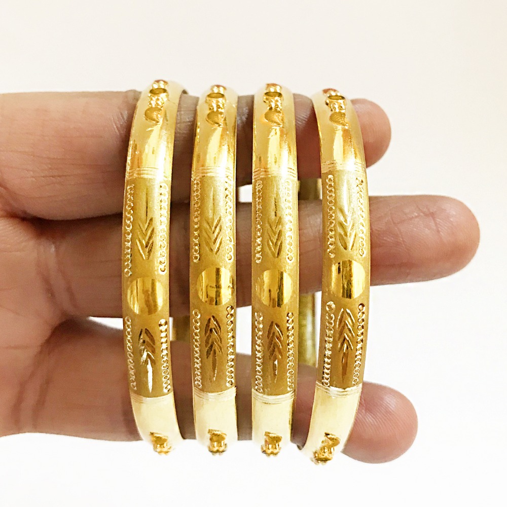 18 Kt Yellow Gold Handmade Slip-On Bracelet Bangles 32 Gms (4 Pieces) - Image 2