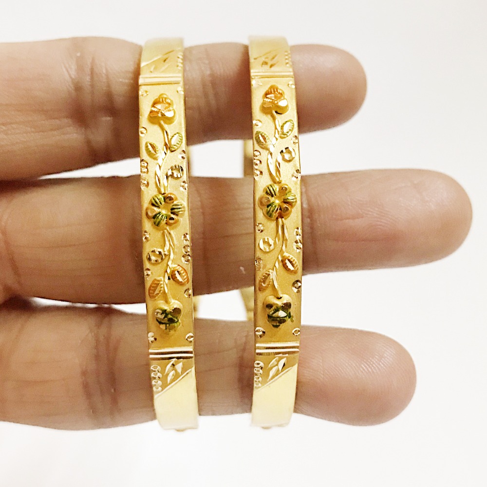 18 Kt Yellow Gold Traditional Handmade Slip-On Bracelet Bangles 18 Gm - Image 2