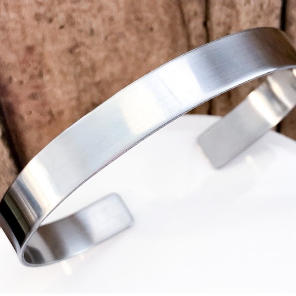 18 Kt Hallmark Stamped White Gold Minimalist Men's Cuff Bracelet 20 g - Image 3