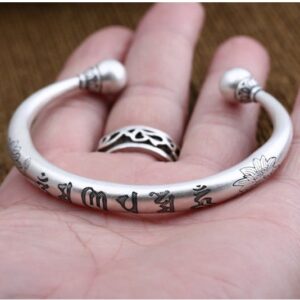 18 Kt Stamped White Gold Buddhist Ohm Mantra Men's Cuff Bracelet 25g