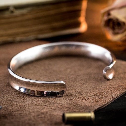 18 Kt Hallmark Stamped White Gold Minimalistic Men's Cuff Bracelet - Image 2
