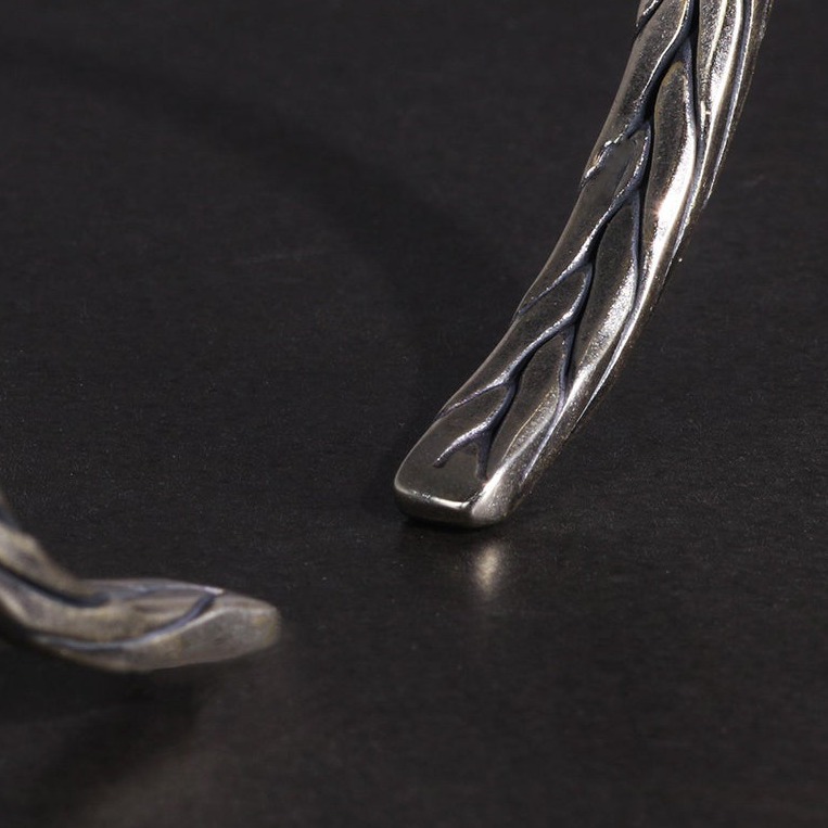 18 kt hallmark stamped white gold braided men's cuff bracelet 45 gms - Image 4