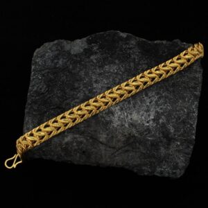 18 Kt Yellow Gold Unique Stylish Chain Men's Bracelet 25 Gms