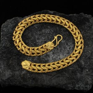 18 Kt Yellow Gold Unique Stylish Chain Men's Bracelet 25 Gms