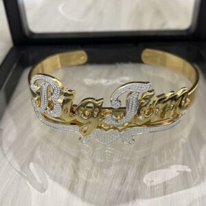 18 Kt Yellow Gold Personalized Cuff Handmade Men's Bracelet 40 Gms
