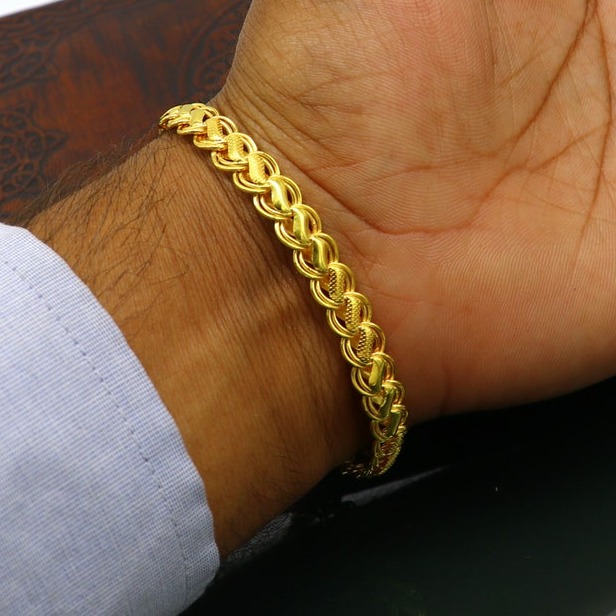 18 Kt Yellow Gold Link Chain Handmade Men's Bracelet 15 Gms
