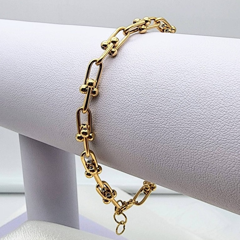 18 Kt Yellow Gold U-Shaped Link Handmade Men's Bracelet 15 Gms