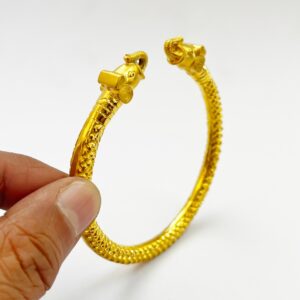 18 Kt Yellow Gold Chunky Elephant Cuff Handmade Men's Bracelet