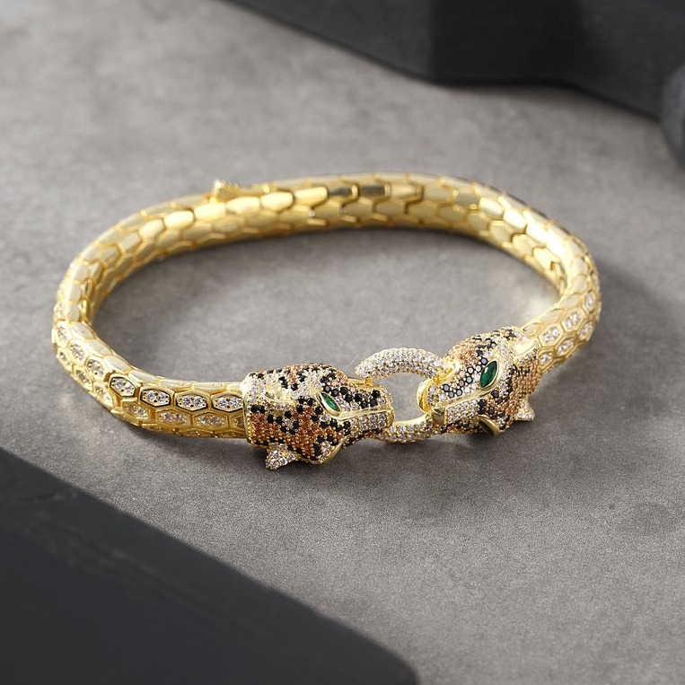 18 Kt Yellow Gold Python Head Snake Handmade Men's Bracelet 60 Gms - Image 4