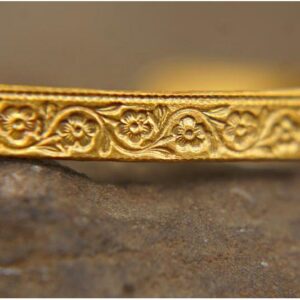 22 Kt Yellow Gold Artisan Texture Floral Open Bracelet Bangle 20 Gram