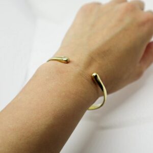 18 Kt Yellow Gold Open Cuff Handmade Bracelet Bangle 20 Gms 8 MM Wide