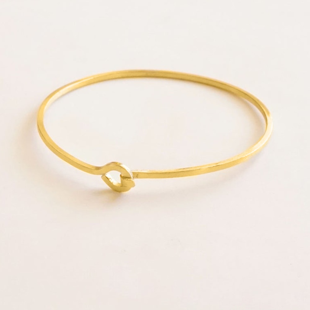 18 Kt Yellow Gold Square Hook & Eye Thin Cuff Women's Bracelet Bangle