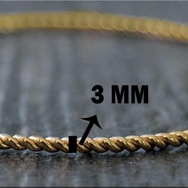 18 Kt Genuine Yellow Gold Twisted Women's Bracelet Bangle 15 Gms 3MM - Image 2