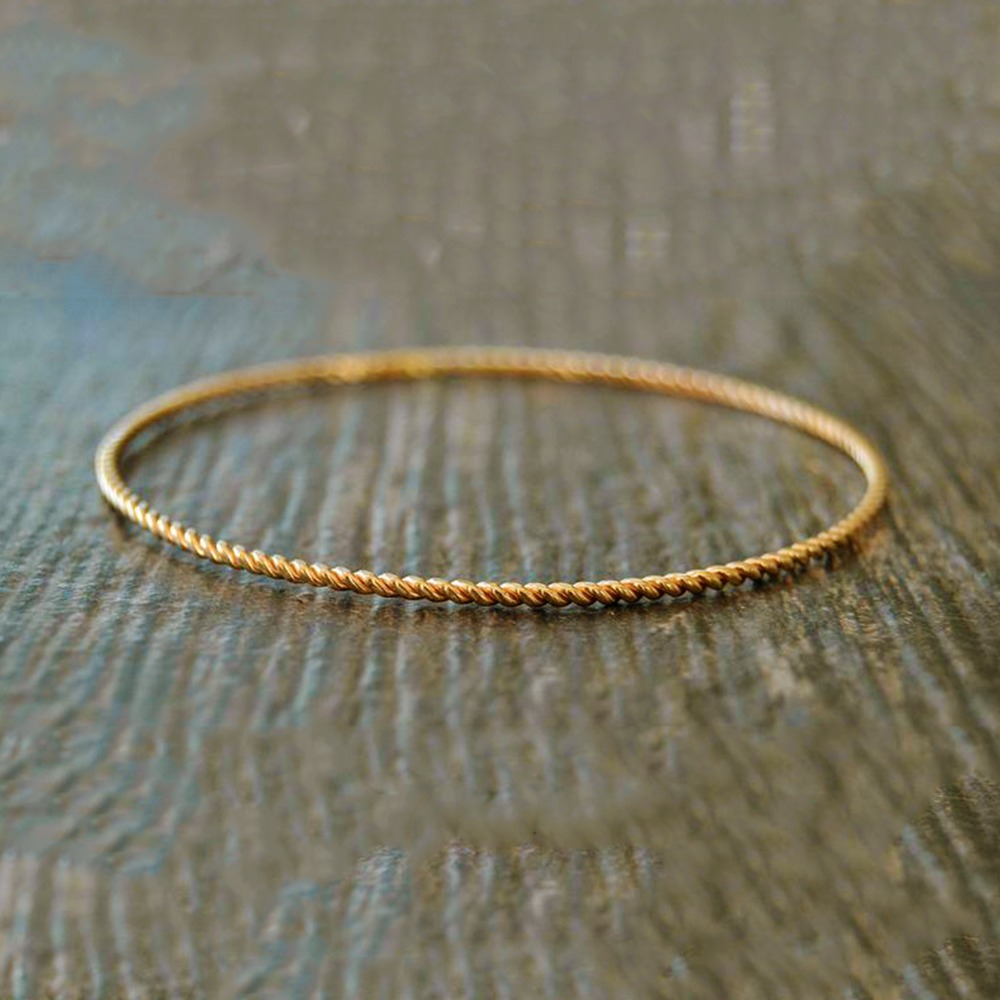 18 Kt Genuine Yellow Gold Twisted Women's Bracelet Bangle 15 Gms 3MM