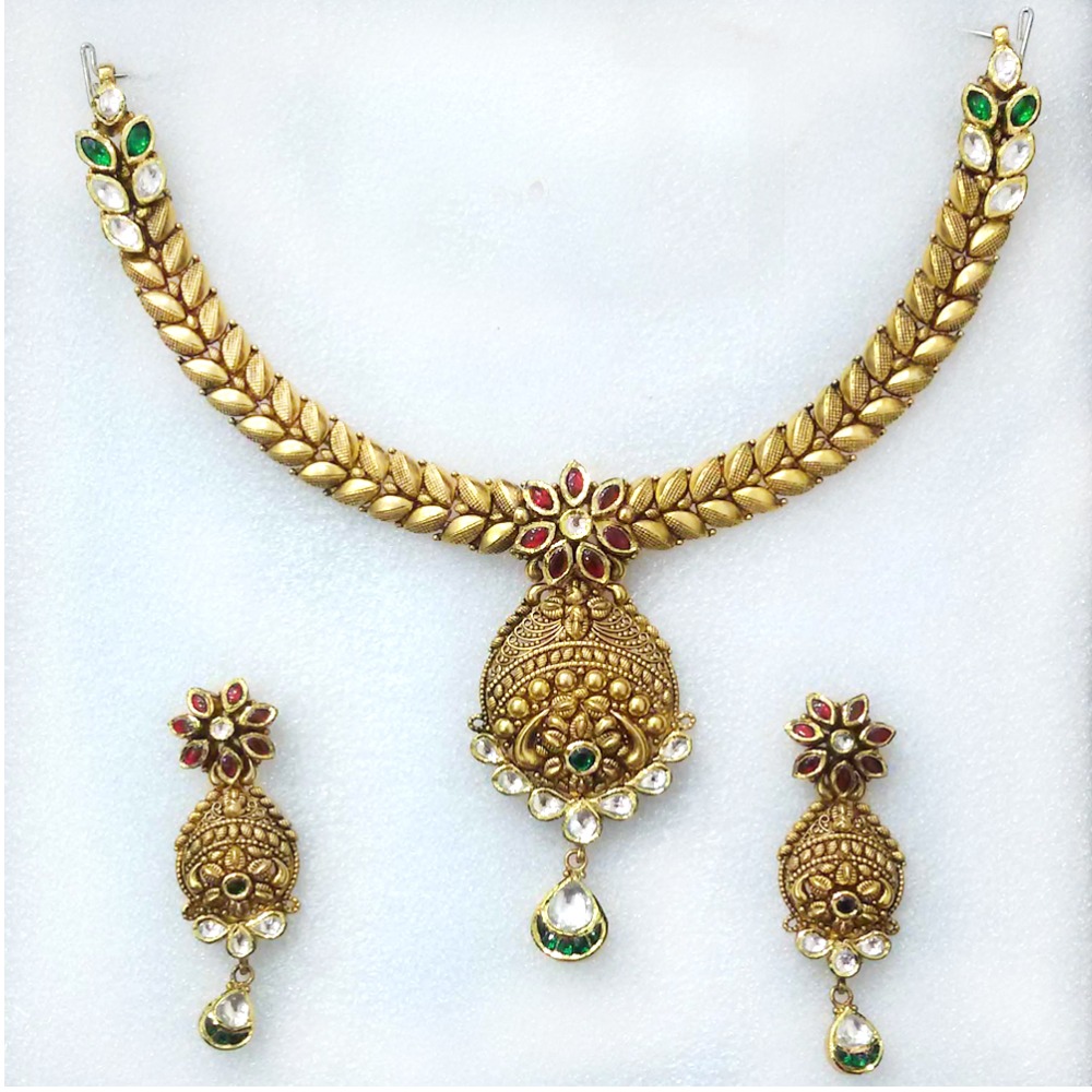 22KT Attractive Flower Design Gold Necklace Set-002