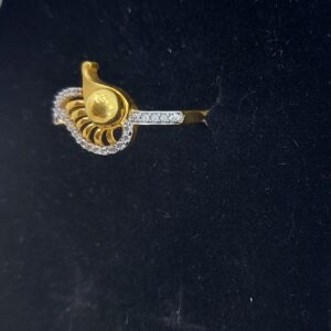 Fancy Ladies Ring With CZ Stone