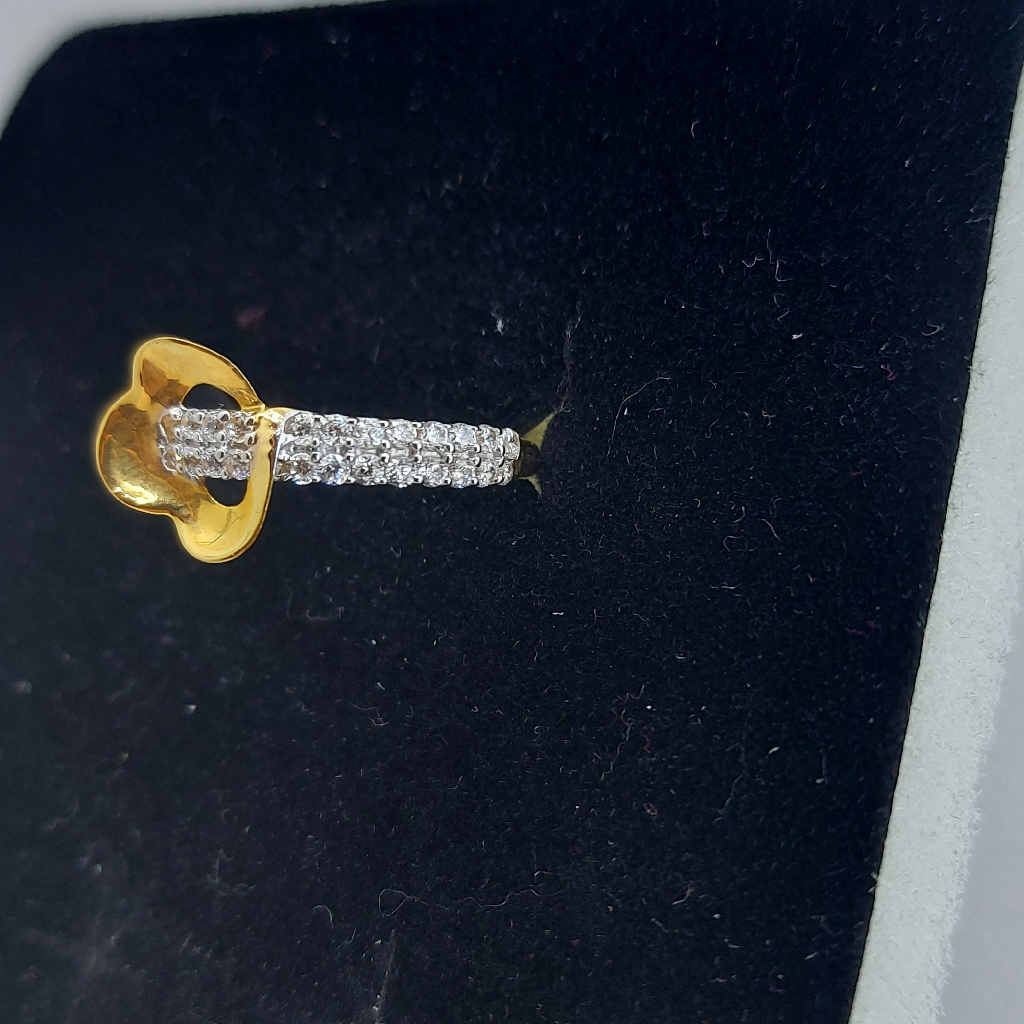 916 Gold CZ Designer Ring For Women - Image 4