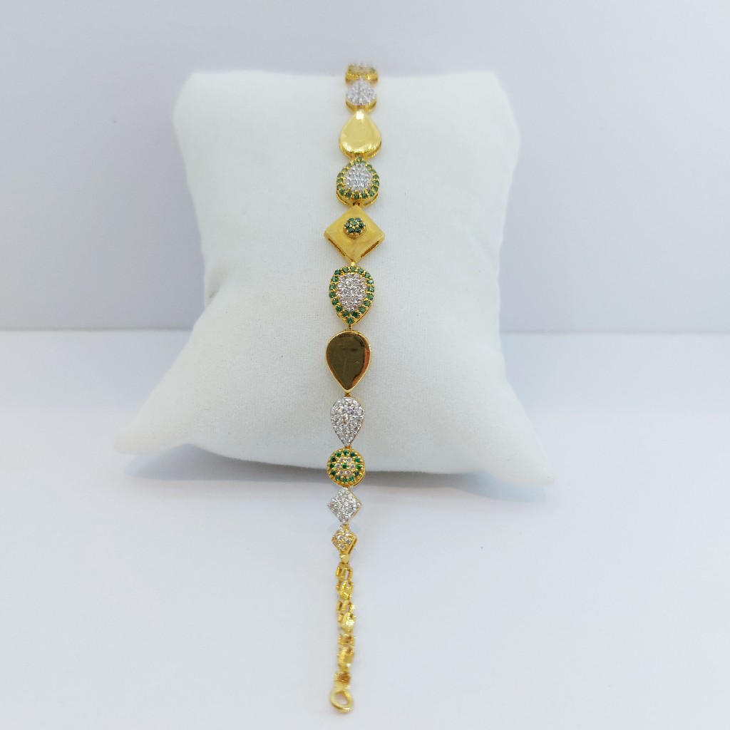916 Gold Ladies Bracelet - Image 3