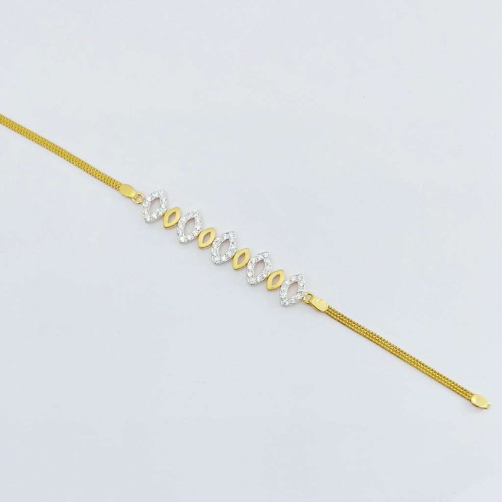 916 Gold Cz stone Ladies Lucky - Image 4