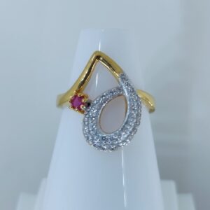 Ladies F. Ring