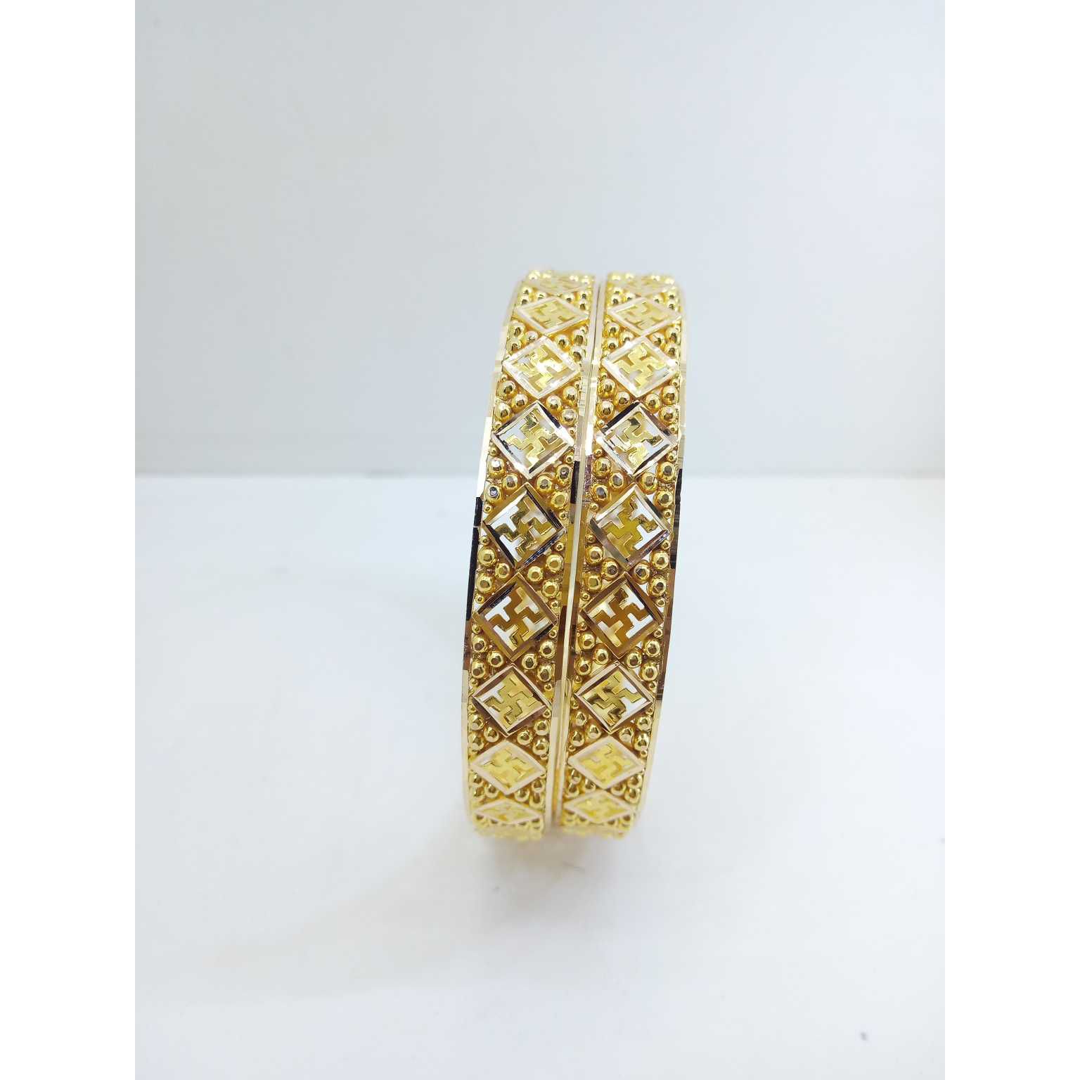 916 gold chandan chudi,traditional gujrati bangles, 25 grams apprx. - Image 3