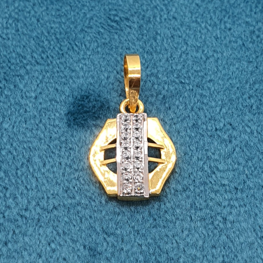 18.k Gold Diamond Pendant - Image 2