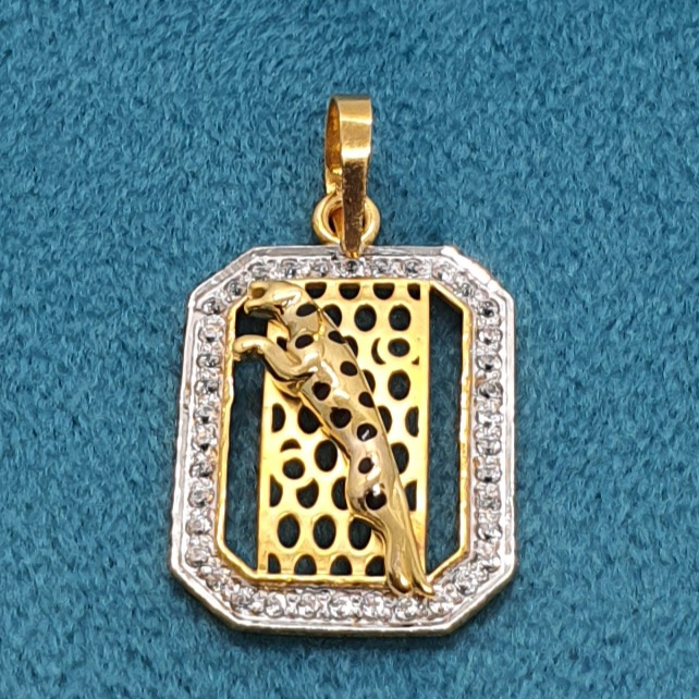 18.k Gold Jaguar Design Gents Pendant - Image 2