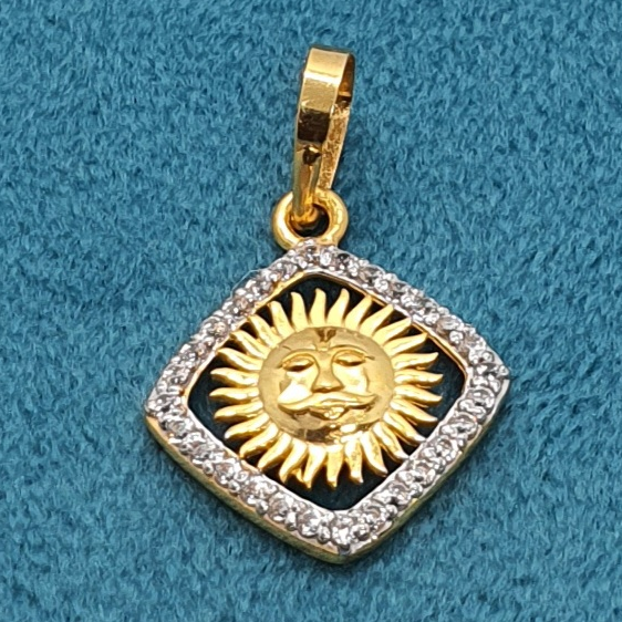 18.k Gold Surya Gents Pendal - Image 2