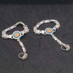 Silver Baccha Pochi