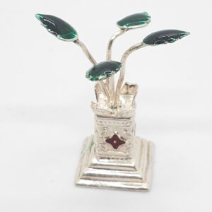 Silver tulsi kyaro