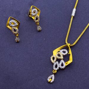 22.k Gold Fancy Chain Pendant Set