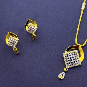 Gold 91.6 Fancy Design Ladies Chain Pendant Set