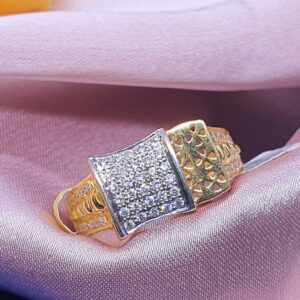 22.k Gold Fancy Diamond Gents Ring