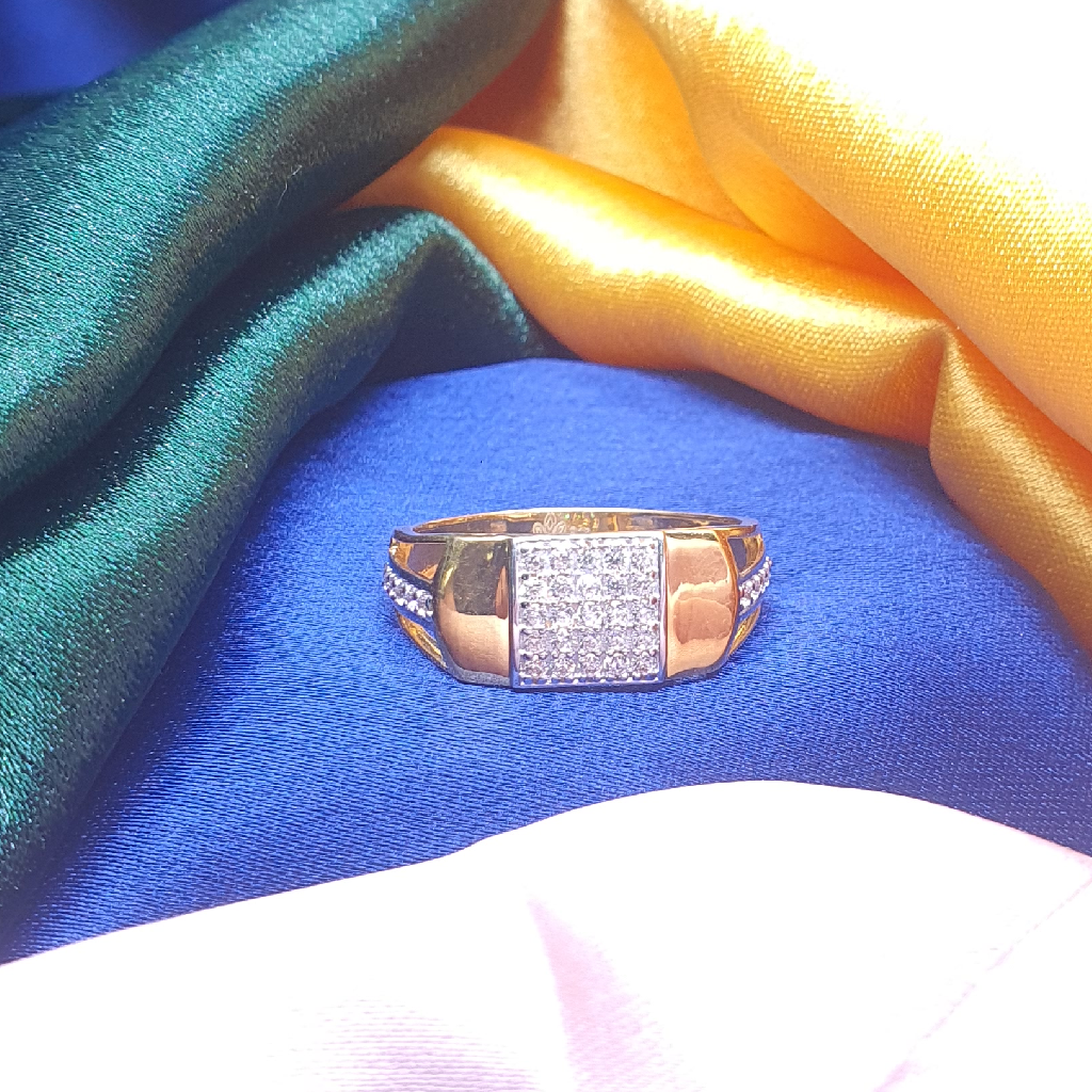 91.6 Gold Diamond Gents Ring