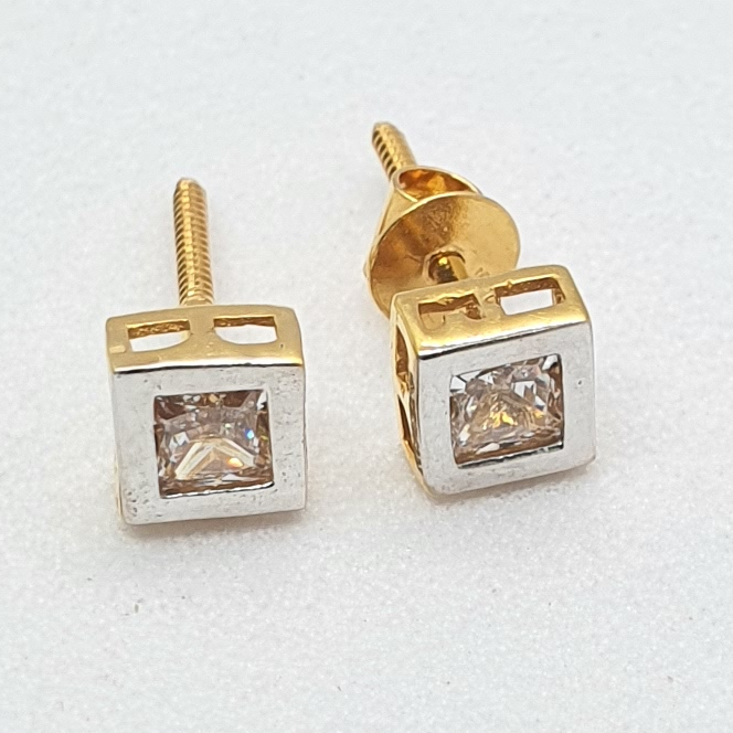 Gold 22.k Fancy Ladies Earrings - Image 2
