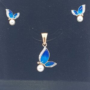 Rose gold 18.k fancy pendant set