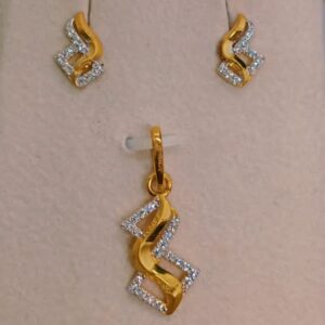 Gold 22k Fancy Design Pendant Set