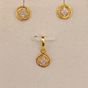 Round Shape Fancy Design Pendant Set