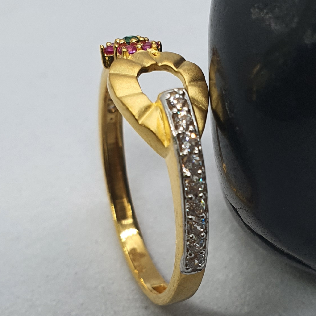Gold 22.k Ladies Ring - Image 3