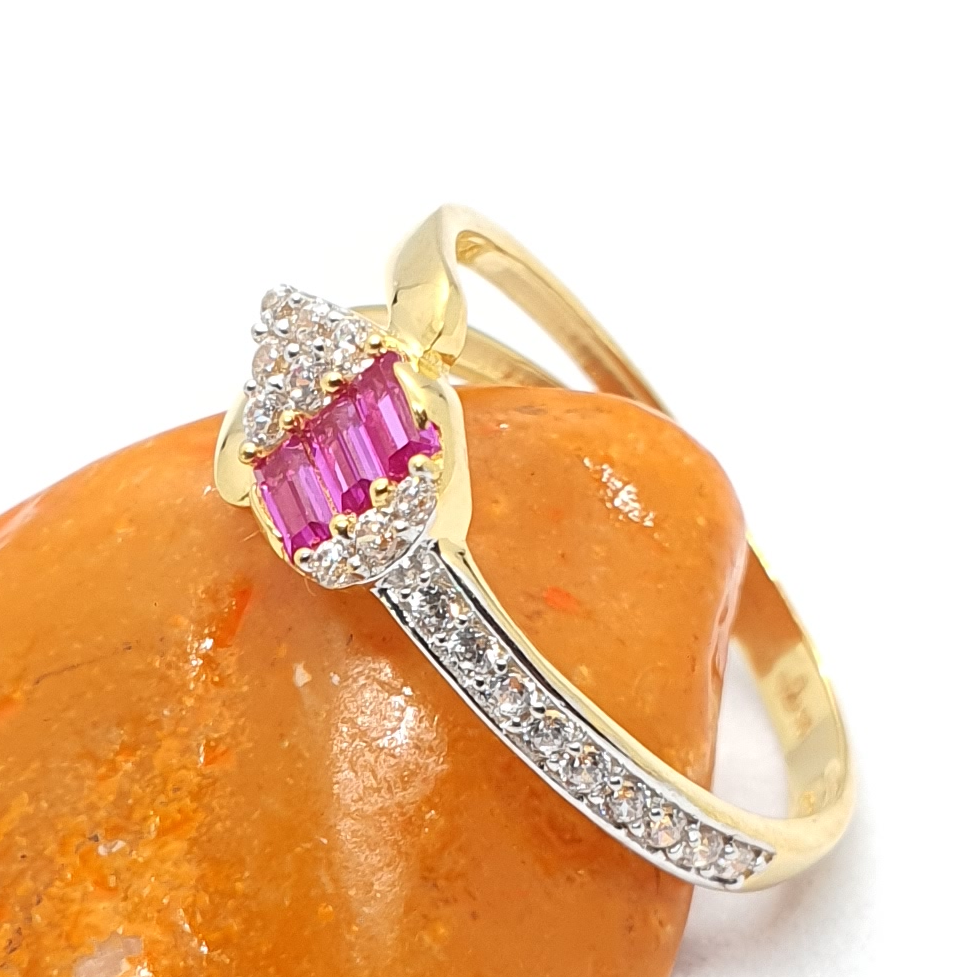 Gold 91.6 Diamond Ladies Ring - Image 4