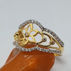 Gold 22.k Ladies Ring