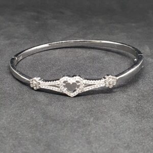 Silver 92.5 heart shape ladies bracelet