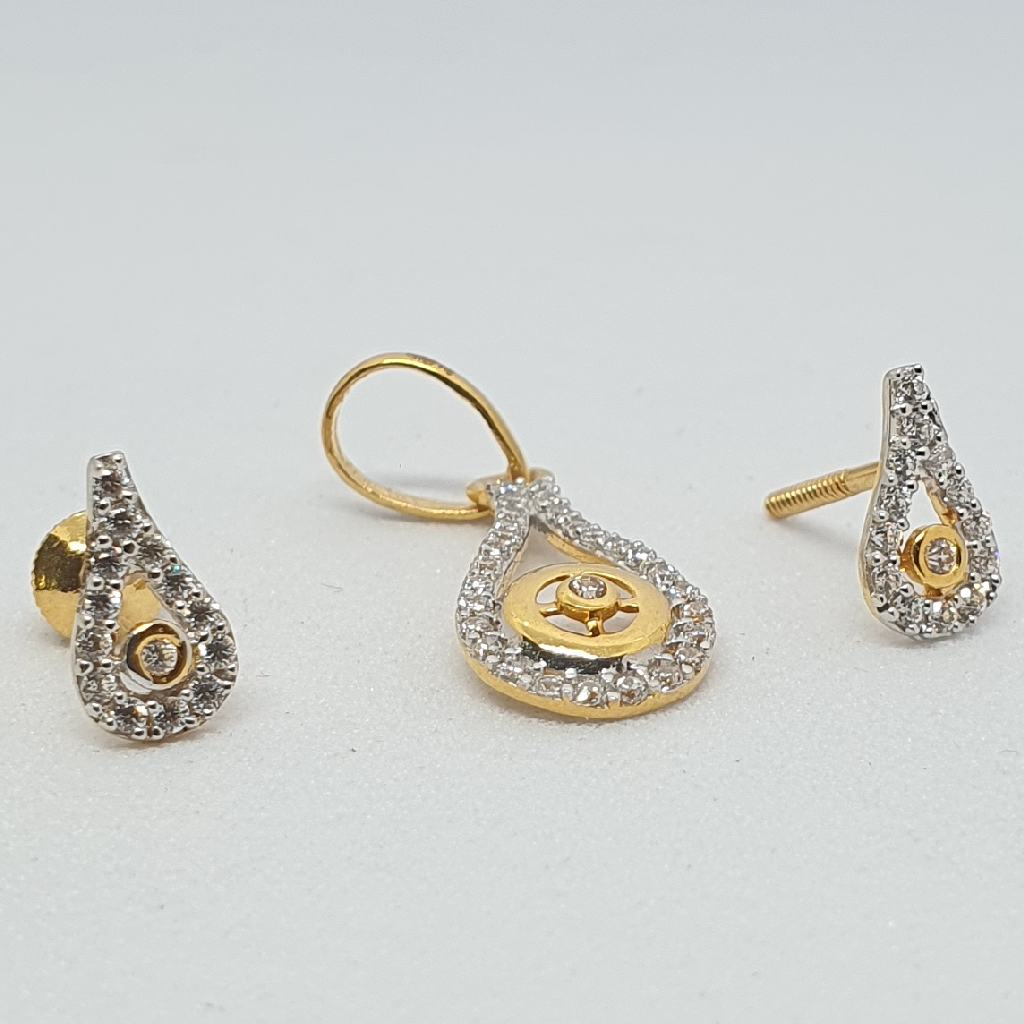 Gold 22.k Ladies Pendant Set - Image 2