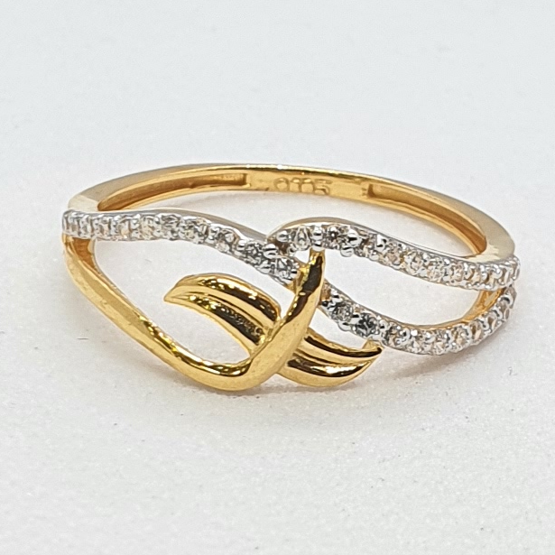22.k 91.6 Diamond Fancy Ladies Ring