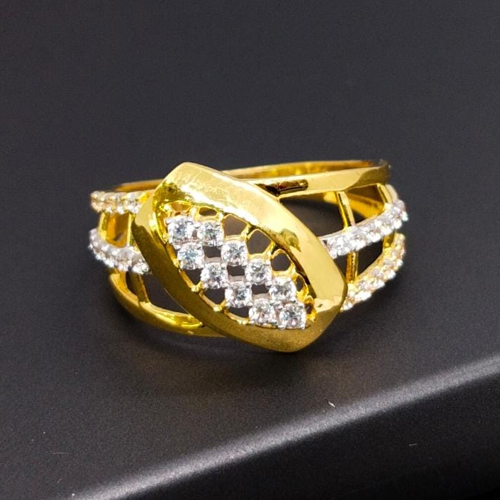 22k 91.6 Gold Diamond Ladies Ring
